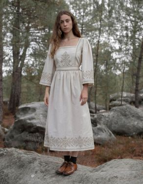 "Austra" sacred tree embroidered ceramic white dress