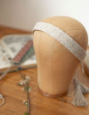 "Lina" embroidered linen headband white