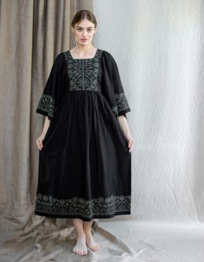 "Mivilud" embroidered dress black